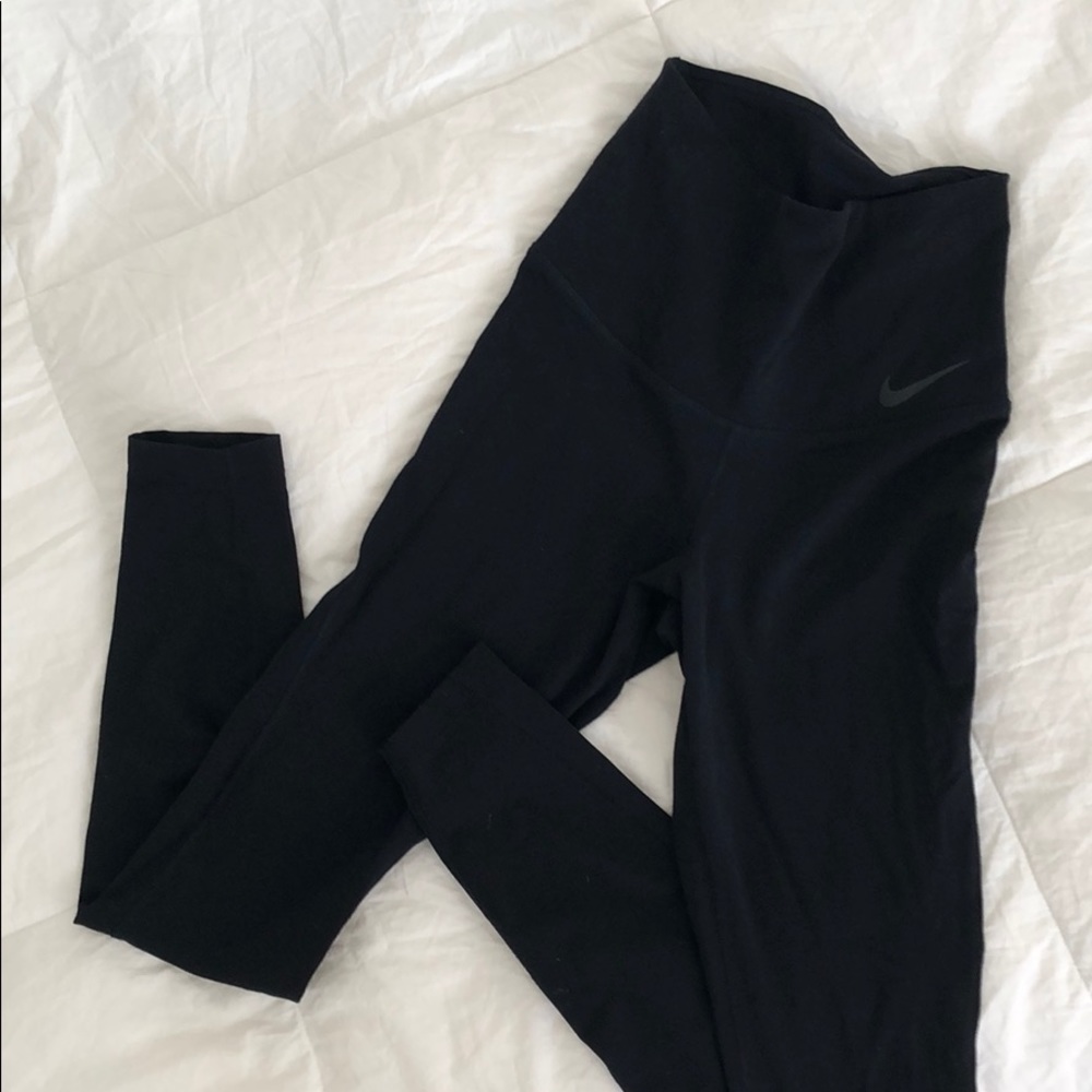 Nike Dri-Fit High Waisted leggings